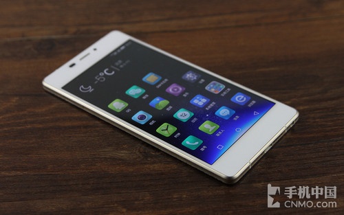 纖薄顏值高_摩托羅拉Moto X Pro第1張圖