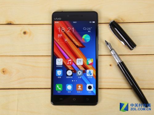 學(xué)生黨看過(guò)來(lái) 暑期值得關(guān)注的八款手機(jī)