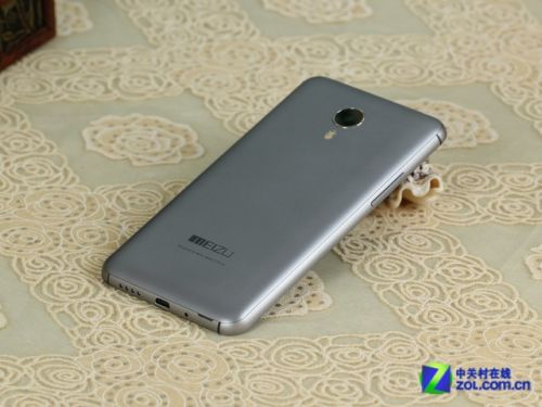 高考后換機季 八大必看時尚娛樂手機薦 