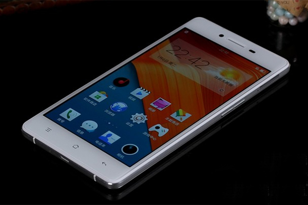 拍照本領(lǐng)哪家強 八大拍照實力派手機薦