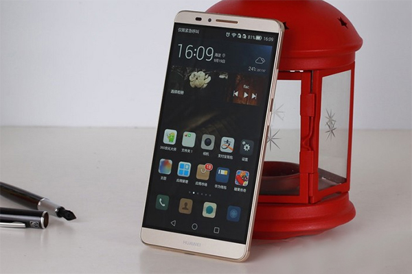 移動辦公之選 熱門時尚商務手機推薦