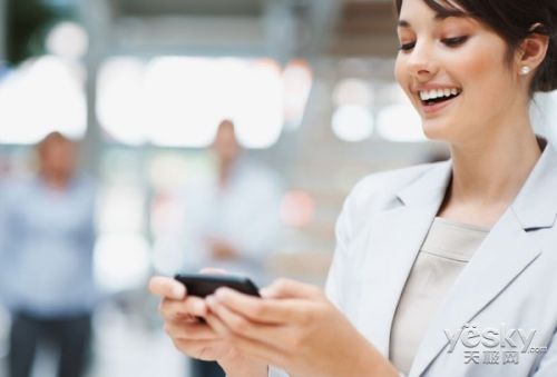 移動辦公之選 熱門時尚商務手機推薦