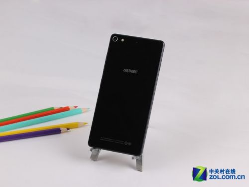 金屬和玻璃的融合 八大高顏值4G手機薦