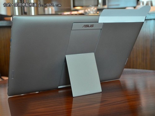 [重慶]PC平版隨心變 華碩P1801售14999