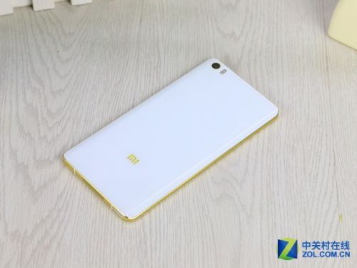 彰顯硬漢氣質 八大高性能旗艦智能機薦 