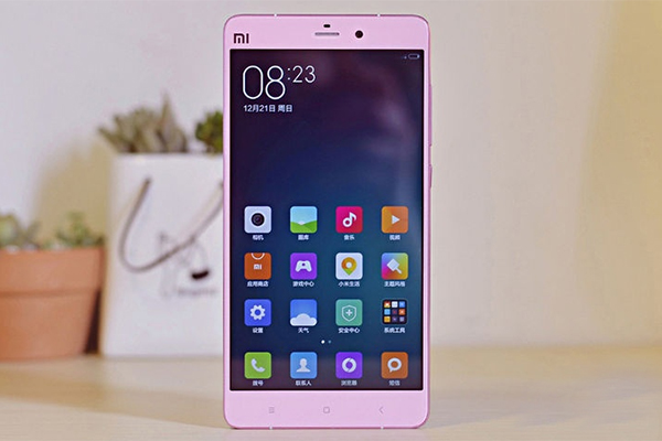 新瓶裝舊酒 盤點(diǎn)外觀變化的新版本手機(jī)