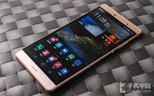 6.8英寸屏顯示效果出眾_華為P8 max第1張圖