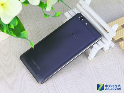 6020mAh怪獸來襲 八款強續(xù)航熱門機推薦