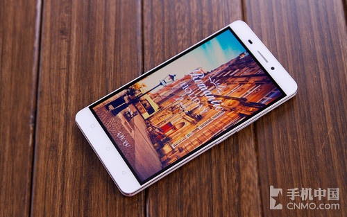 理由二：電池容量仍是問題_<a href=/tags/574-0.html target=_blank class=infotextkey>OPPO</a> R7第1張圖