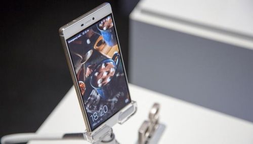 2015上半年10大智能機盤點 國產(chǎn)過半數(shù)