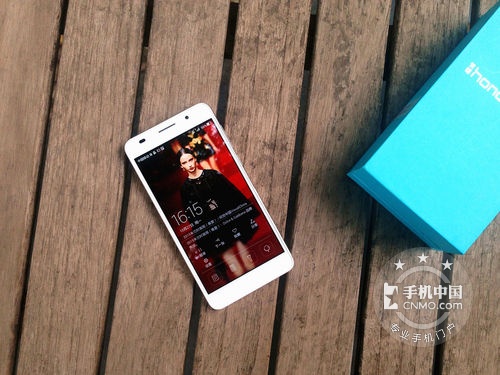 國產設計自強“心”_小米手機4第2張圖