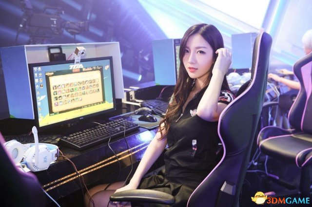 LOL女神邀請(qǐng)賽最美戰(zhàn)隊(duì) EBB女隊(duì)全員清純寫(xiě)真圖集