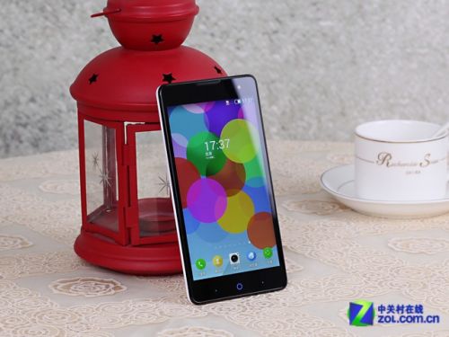 千元4G機(jī)皇 雙4G中興V5 Max京東僅售999