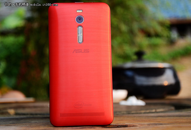 蘇寧手機節(jié) 4GB內(nèi)存Zenfone2低至1299元