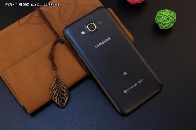 購機送好禮 三星Galaxy J5J7火熱促銷