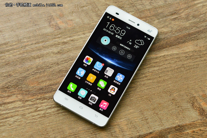 高顏值后蓋+超窄邊框 酷比S3現(xiàn)售999元