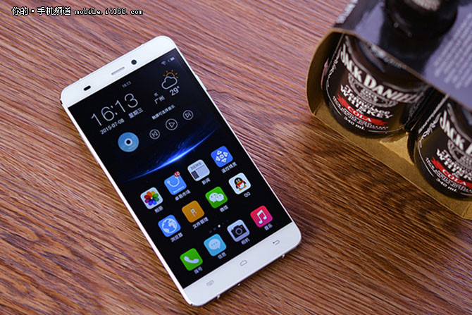 千元高顏值金屬中框 酷比S3 Plus售1199