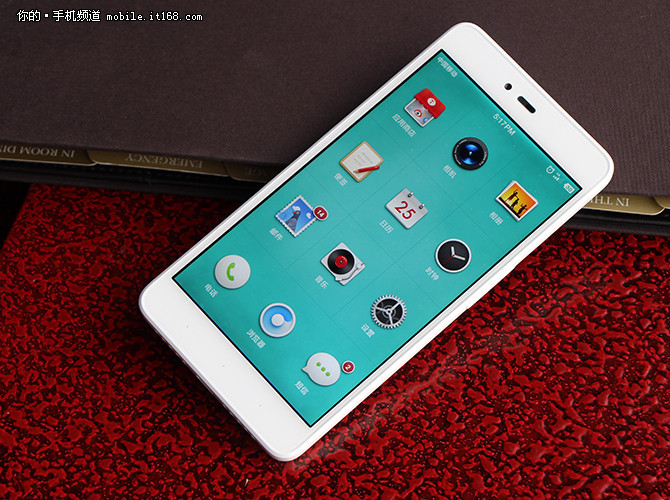 1000元以內誰更好 編輯親自推薦教你買