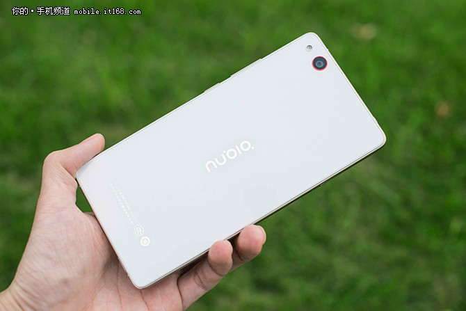 努比亞Z9 max僅1526元