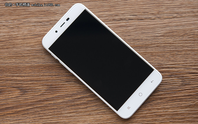 紅辣椒X1評測:699元指紋手機體驗如何？