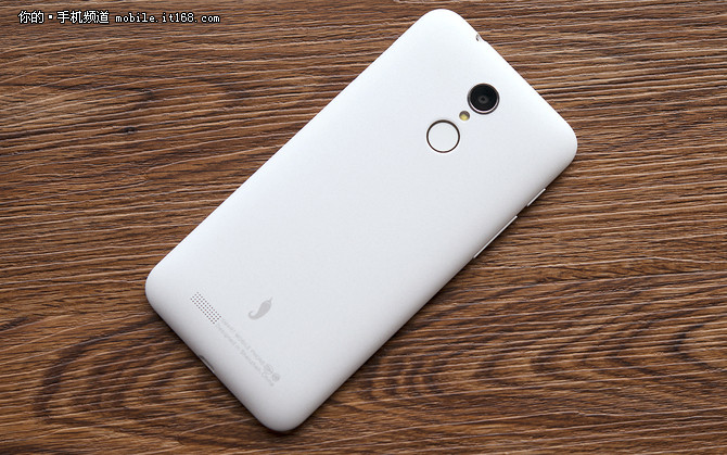 紅辣椒X1評測:699元指紋手機體驗如何？