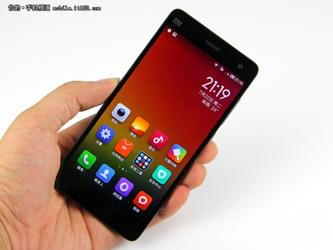 3GB運(yùn)存小米4冰點(diǎn)價(jià)1260元 性價(jià)比之最