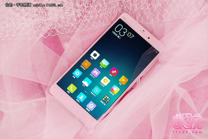 不輸玫瑰金 小米Note女神版僅1895元