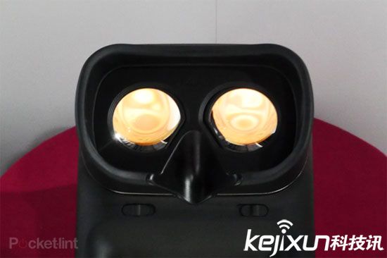 佳能推概念虛擬現實顯示器 手持外觀遭吐槽