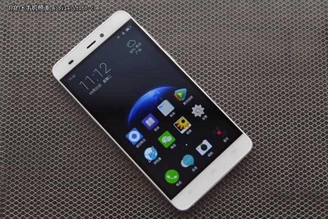 金屬+長(zhǎng)續(xù)航 酷比H6天貓售1599送碰撞保