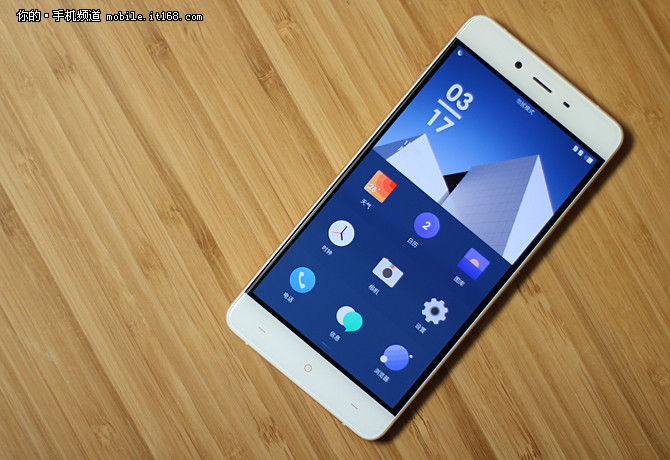 現(xiàn)貨且比官網(wǎng)更便宜 一加手機X僅1585元