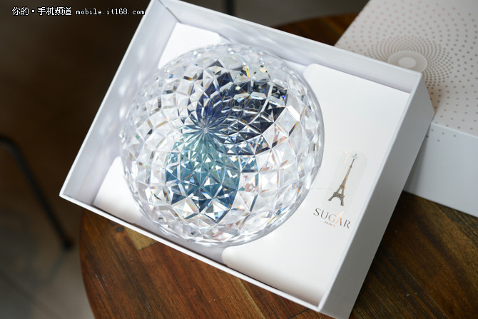 玫瑰金并不一定很貴 SUGAR 2C售2799元