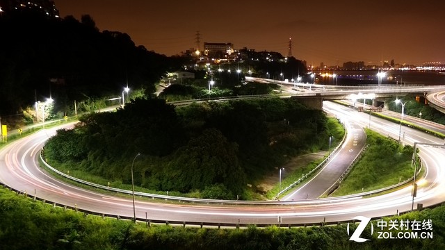 涉足拍照手機?華碩放出新品發(fā)布會邀請函