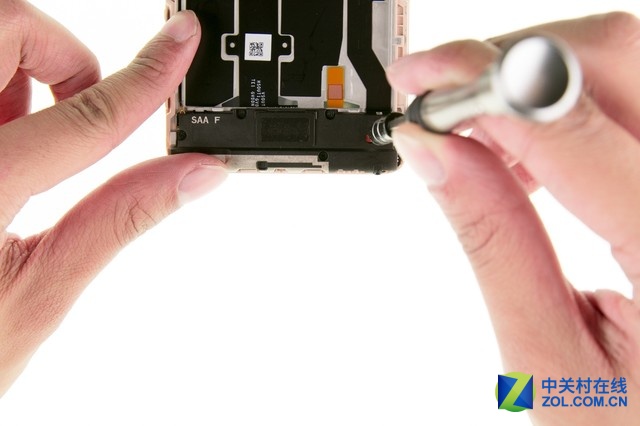 按鍵壽命堪憂 紅米Note 3深度拆解圖賞