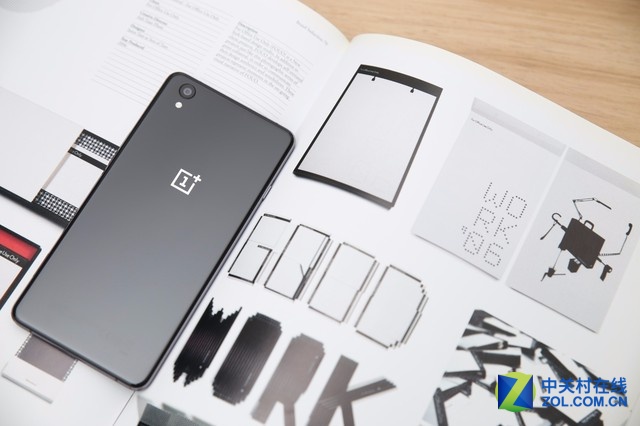 12.10開售 一加手機X暗夜黑版唯美圖賞