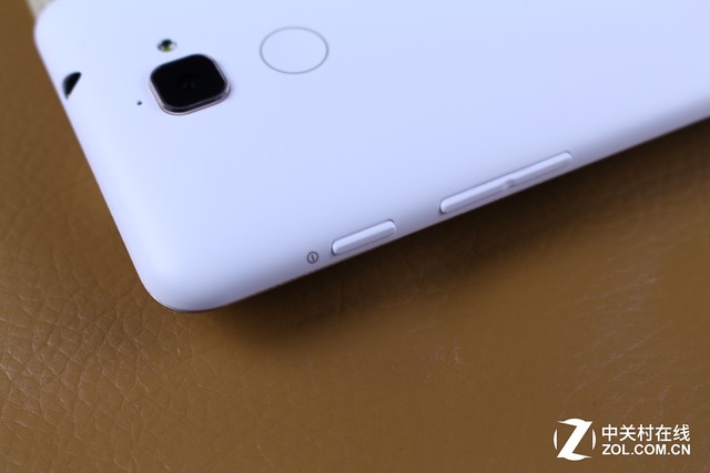 酷派鋒尚Air評測 