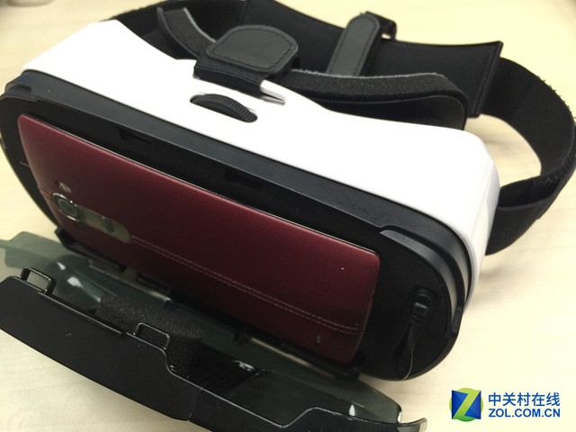 手機3D VR眼鏡體驗淺談:真實與虛幻