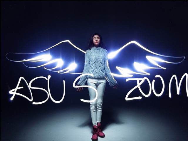 華碩鷹眼ZenFone Zoom：纖薄的3倍光變（不發不發不發不發不發） 