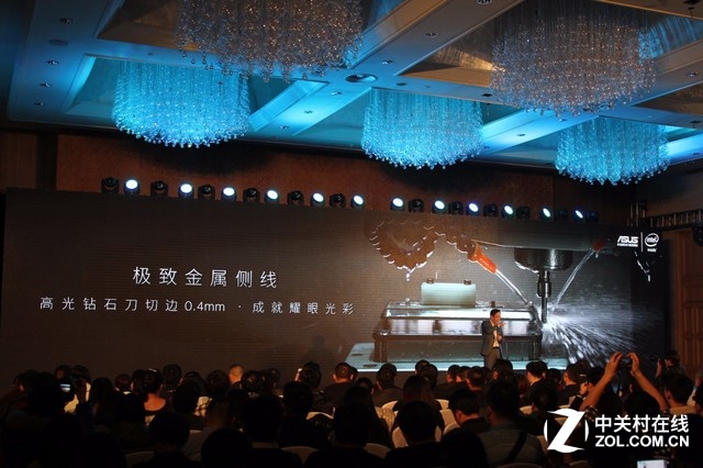 顛覆光變手機(jī) 華碩鷹眼發(fā)布會(huì)全程回顧