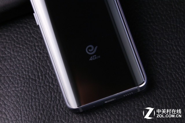 越覽天地 豪氣十足 三星W2016真機(jī)圖賞