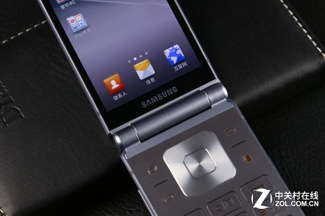 越覽天地 豪氣十足 三星W2016真機(jī)圖賞