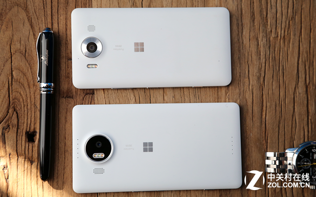 手機電腦"合體" 微軟Lumia950/950XL組圖