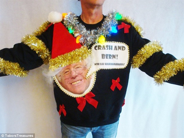 全程高能！國(guó)外網(wǎng)友集體曬奇葩圣誕裝：袒胸露乳