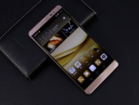 華為Mate8摩卡金版圖賞 精湛設計與工藝