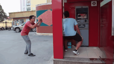 朋友圈曬照之真相：我的眼淚掉下來(lái)