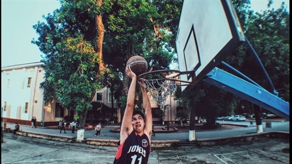 朋友圈曬照之真相：我的眼淚掉下來(lái)