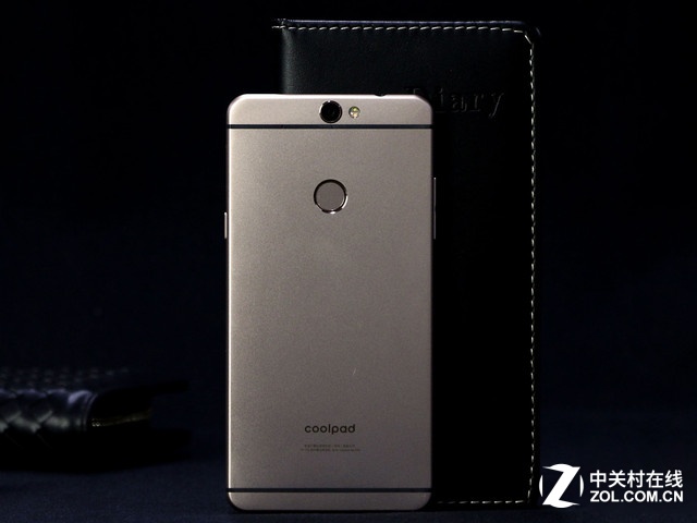 指紋眼紋都能解鎖 八款黑科技手機(jī)推薦