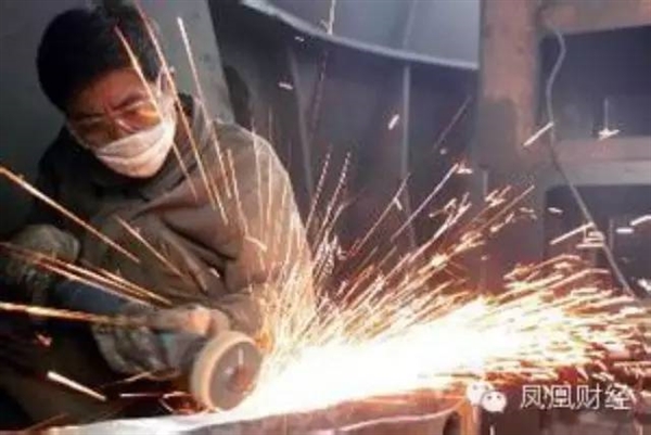 中國制造:距離世界頂級還差30年!卻要跑