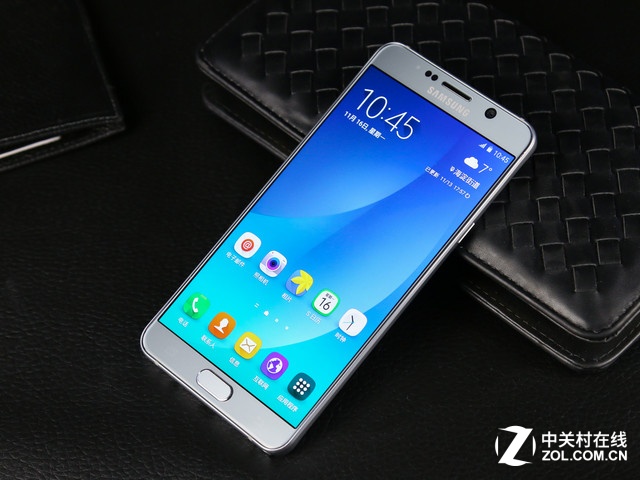 12月驚喜不斷 N款"夠快"熱門新機搶先看 