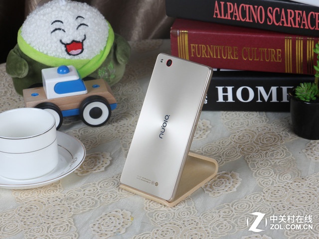 誰是2015新趨勢 8款高人氣國產手機盤點 