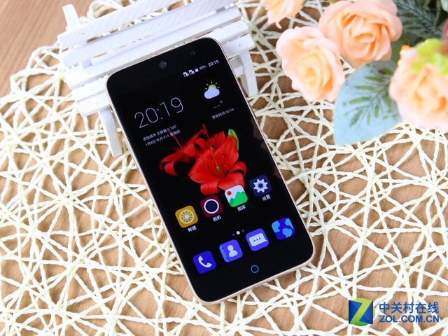 年輕人的選擇 時尚個性國產手機推薦 